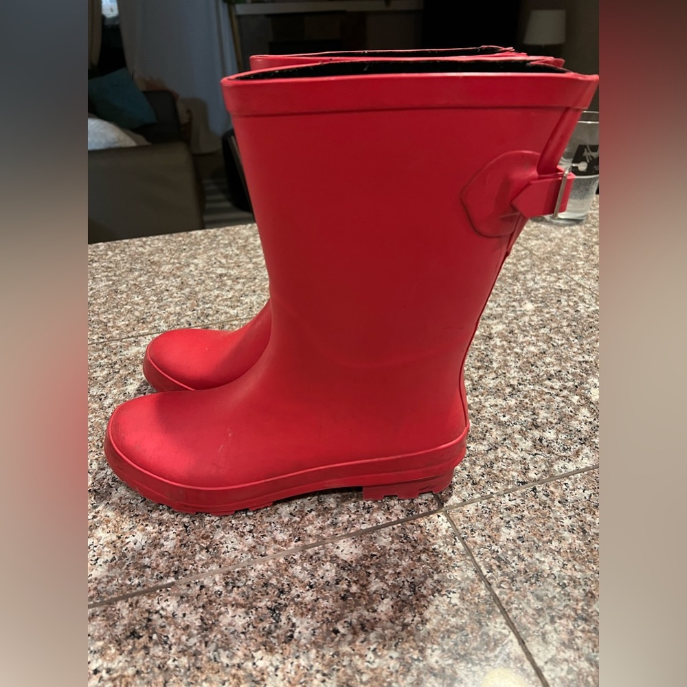 Womens rain boots